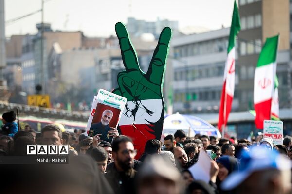 راهپیمایی ۲۲ بهمن در تهران