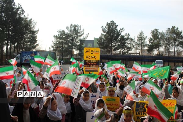 برگزاری راهپیمایی باشکوه ۲۲بهمن ماه در شهر جوادآباد