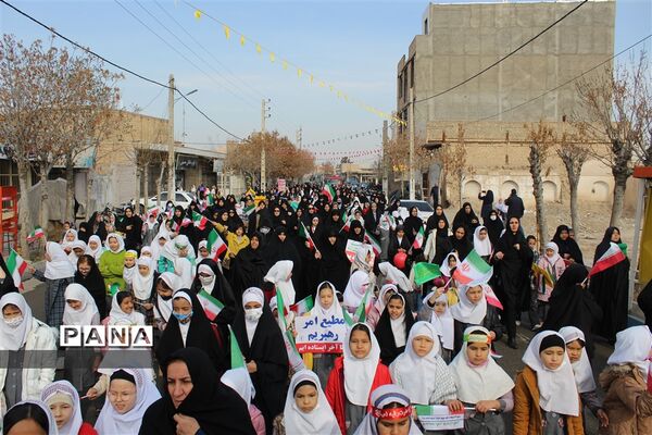 برگزاری راهپیمایی باشکوه ۲۲بهمن ماه در شهر جوادآباد