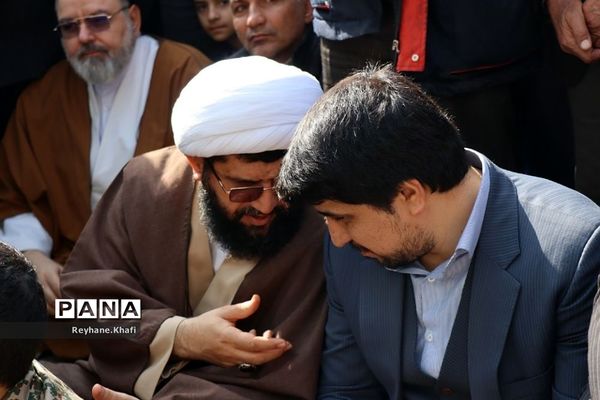 حضور پرشور مردم غیور پاکدشت در راهپیمایی 22 بهمن