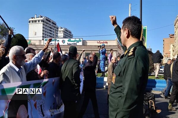 برگزاری راهپیمایی ۲۲ بهمن در شهرستان محمودآباد