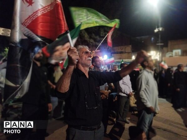 حماسه سازی مردم در صد و چهل و ششمین شب در حسینیه امام خمینی نیشابور در قاب پانا