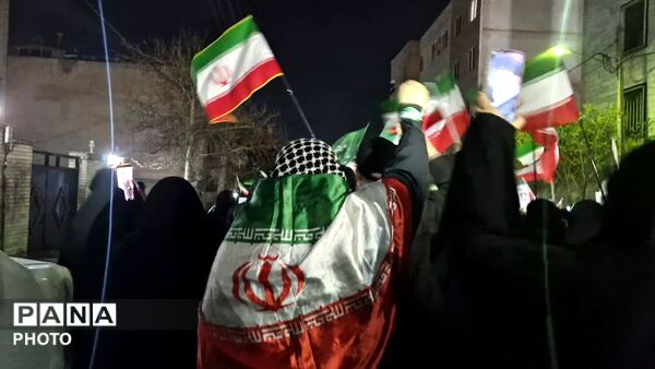 تجمعات عظیم مردمی شعله‌ور از ایمان و انزجار نسبت به استکبار جهانی  