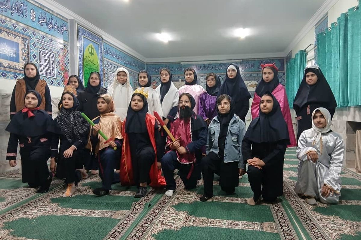 «ماها»؛ هفته‌ای برای جان گرفتن هنر روی صحنه مدرسه