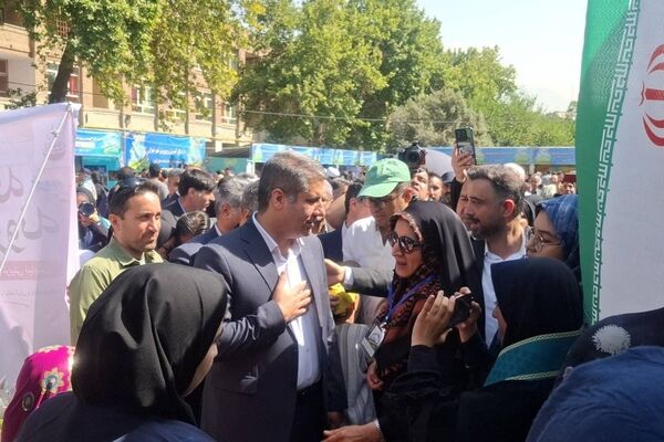 حضور درخشان کانون فرهنگی تربیتی نیایش در آیین افتتاحیه پایگاه‌های تابستانی اوقات فراغت دانش‌آموزان شهر تهران