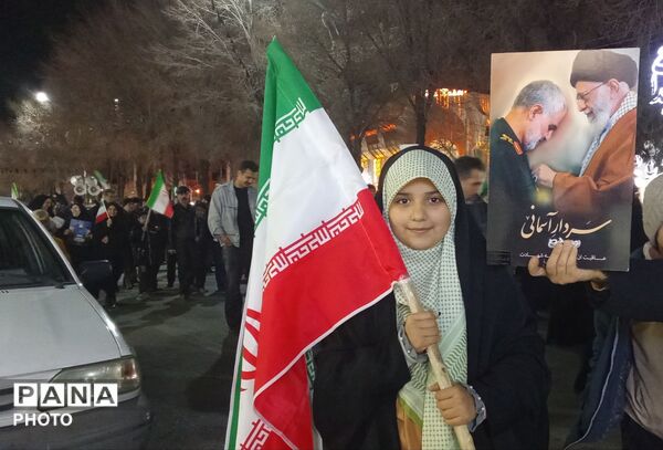 شهرکرد در تب و تاب عید انقلابی