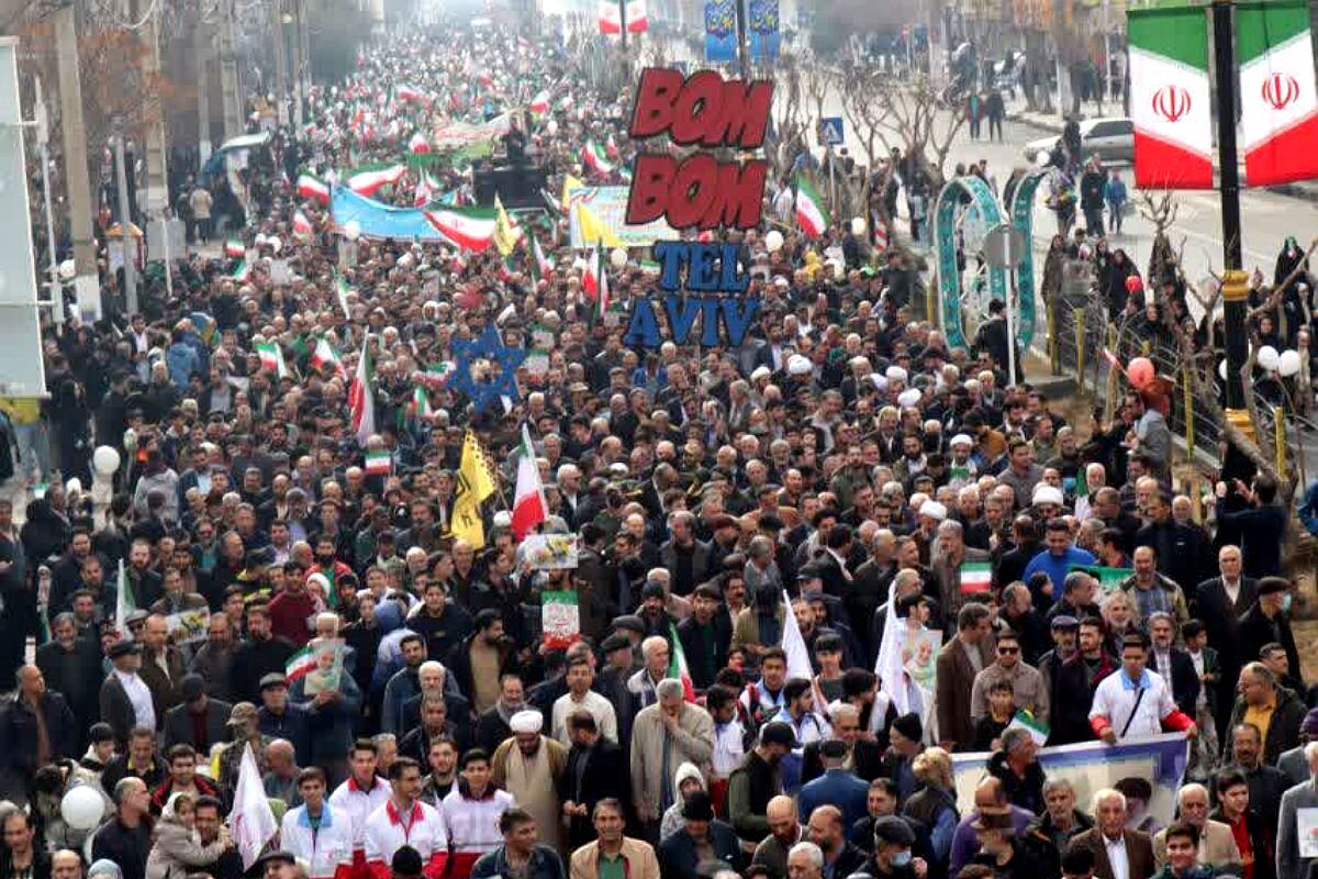 تجدید میثاق مردم ولایتمدار قرچک در راهپیمایی ۲۲ بهمن