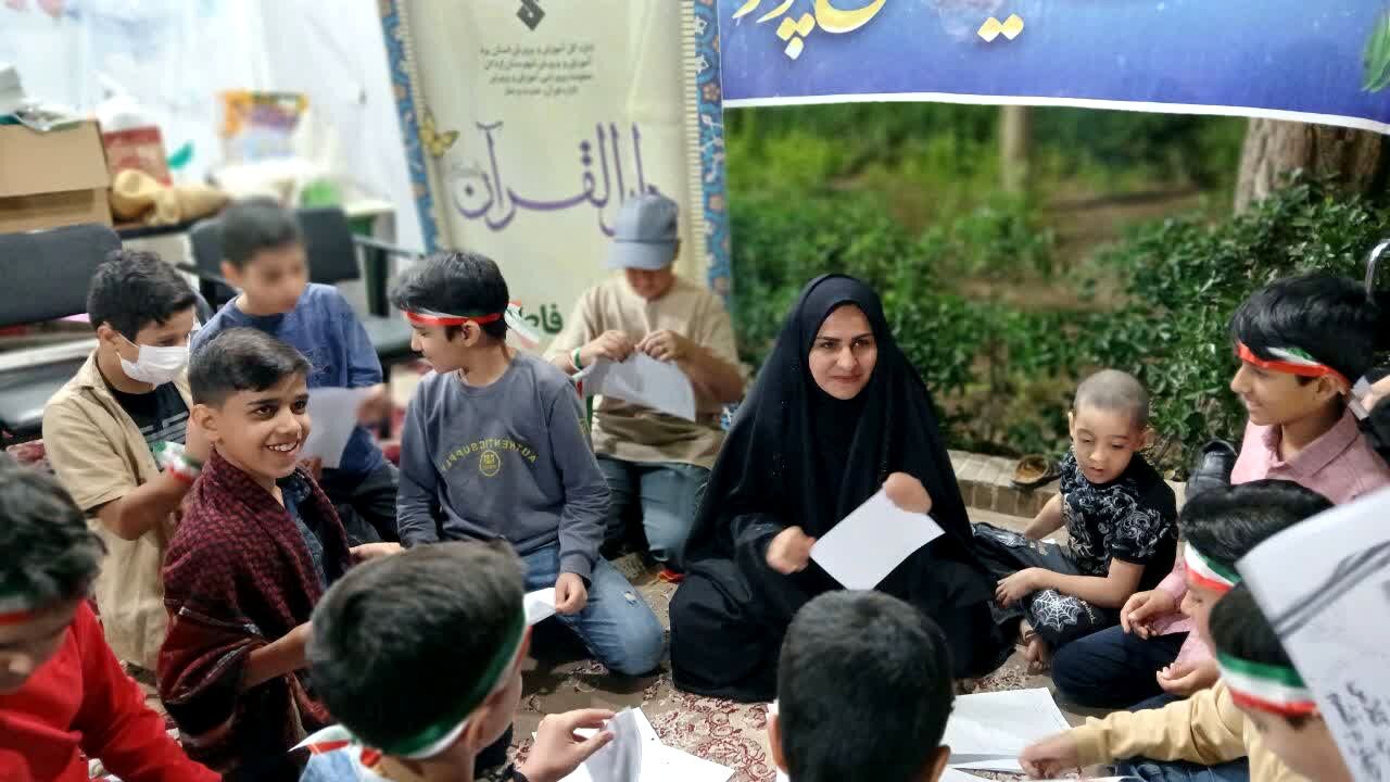 موکب سفیران قرآن، با حضور دانش‌آموزان نورانی شد