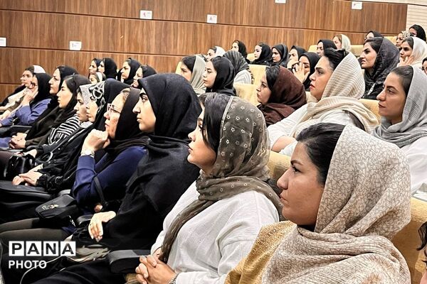 سومین همایش توانمندسازی در راستای پیشگیری از آسیب های اجتماعی