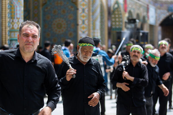جلوهایی از عزاداری روز تاسوعا در حرم حضرت معصومه(س)