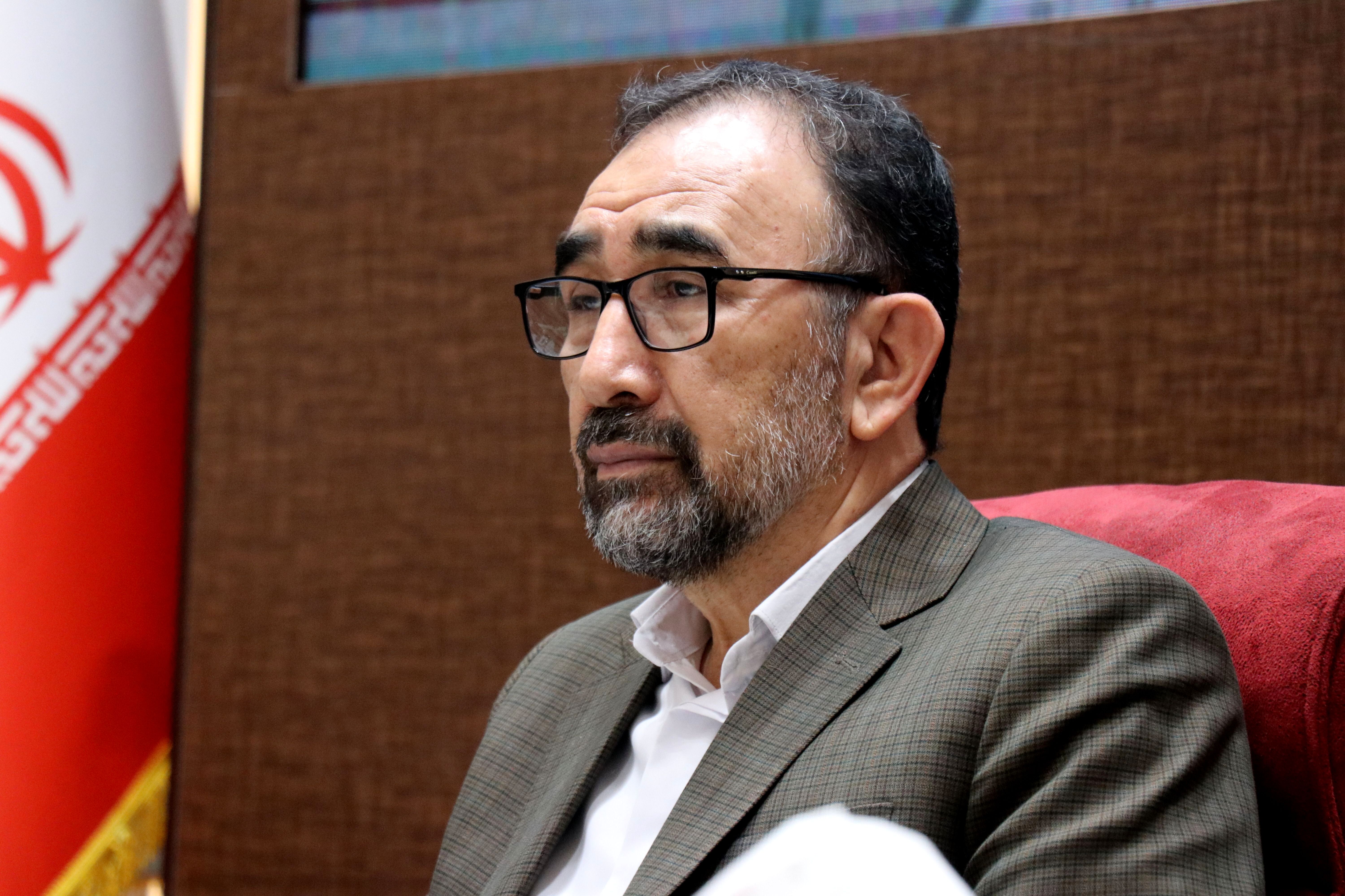 انسان‌ها در میدان‌ها ساخته می‌شوند