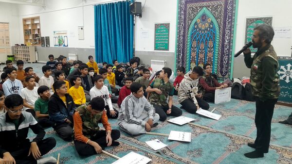 برپایی اردوی شبانه مقاومت در دبیرستان شهید بهشتی