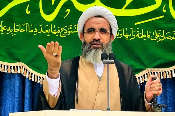 زن، گل خانه و محور خانواده در تمدن اسلامی است