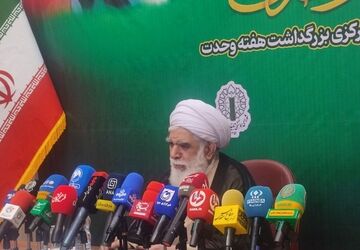 «هفته وحدت»؛ نماد انسجام امت اسلامی در برابر دسیسه‌های دشمنان/ اعلام ویژه‌برنامه‌های گرامیداشت میلاد پیامبر(ص)