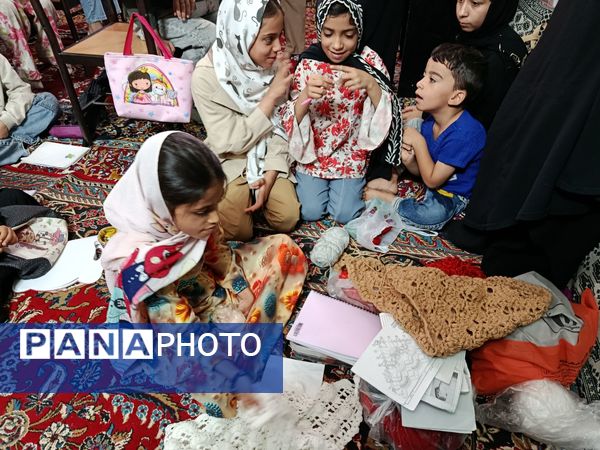 بازدید امام جمعه کاشمر از کلاس های اوقات فراغت