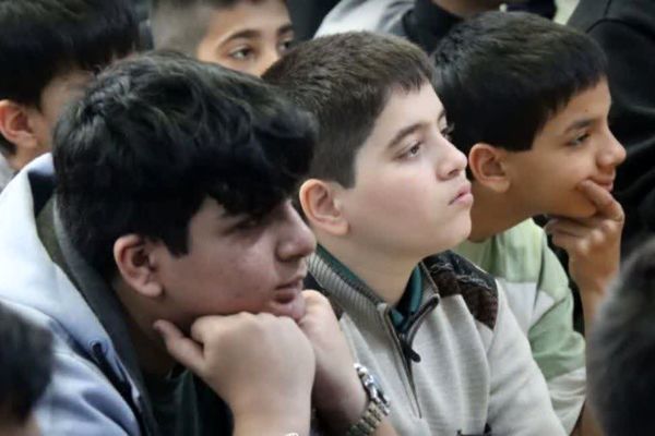 حال و هوای دانش آموزان معتکف در مسجد امام خمینی (ره) جاهد شهر مشهد مقدس 