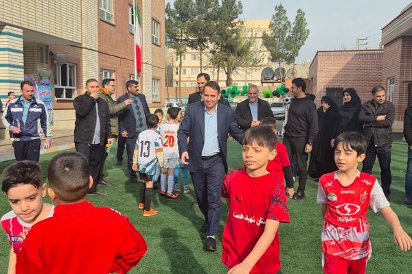 افتتاح چمن مصنوعی دبستان فرشچی اسلامشهر 
