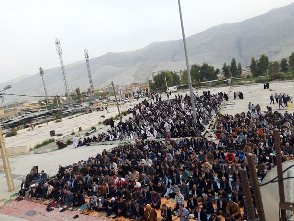 نماز عید بندگی، در جوار امامزاده سید صلاح الدین محمد اقامه شد