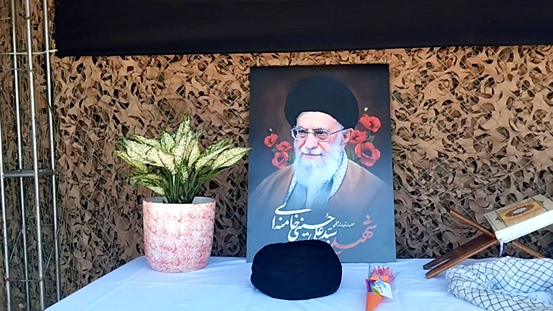 تجلیل از معلمان در خرم‌ آباد؛ حضور مدیرکل آموزش و پرورش لرستان و برپایی میز خدمت