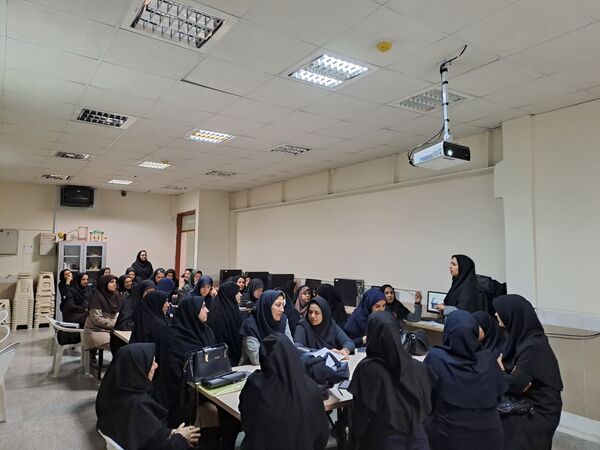 اولین جلسه شورای دبیران در مدرسه هوشیار