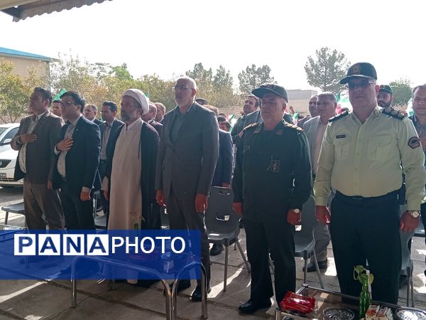 جشن جوانه ها در مدارس باخرز برگزار شد