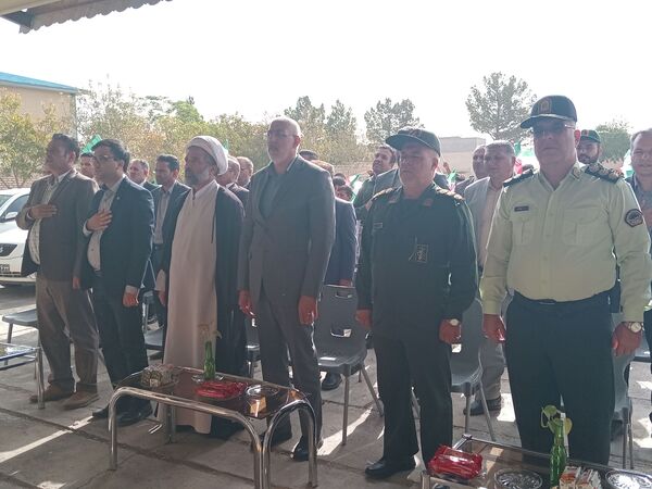 جشن جوانه ها در مدارس باخرز برگزار شد