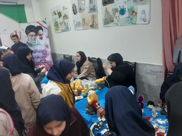 برپایی بازارچه مشاغل خانگی در کانون امید انقلاب