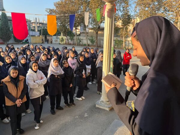 صبحگاه در مدرسه حضرت خدیجه (س) گرگان