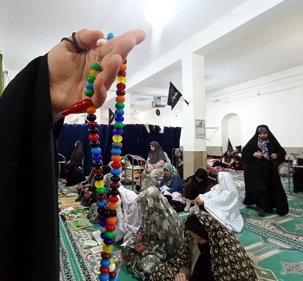 اعتکاف بهانه‌ای است برای دوستی باخدا