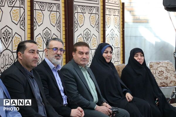 جشن فرشته‌ها، جشن بندگی 