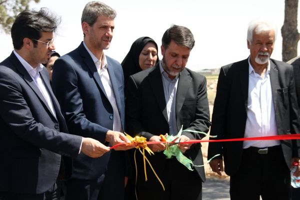 آیین بهره‌برداری از کندرو اصفهان به حبیب آباد 