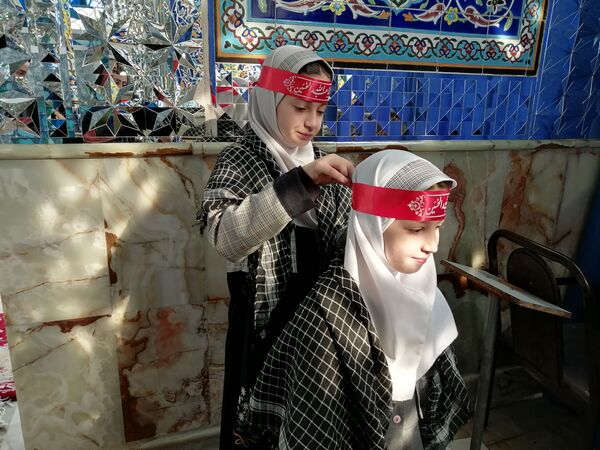 تجدید پیمان با شهدای امامزاده عمادالدین در شهرستان رباط کریم