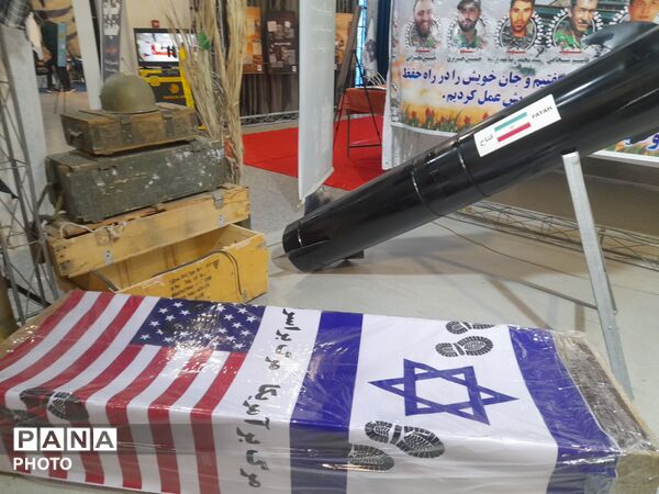 فرشتگان‌زمینی در محفل ملکوتی قرآن و نماز