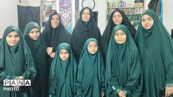  افطاری روزه اولی های دبستان نیایش در مسجد قائم‌المهدی جاهدشهر