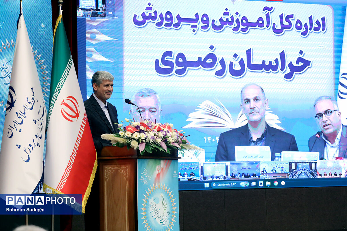 صدور مجوز جذب ۷۳۰۰ نیروی خدماتی مدارس/ طرح طبقه‌بندی مشاغل معلمان به‌زودی تصویب می‌شود