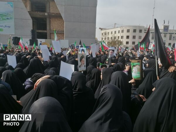 اجتماع بزرگ مردم مشهد در روز شهادت رهبر عظیم الشان انقلاب 