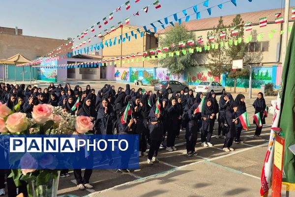 بهار دانش در هنرستان کوثر شهر قیامدشت