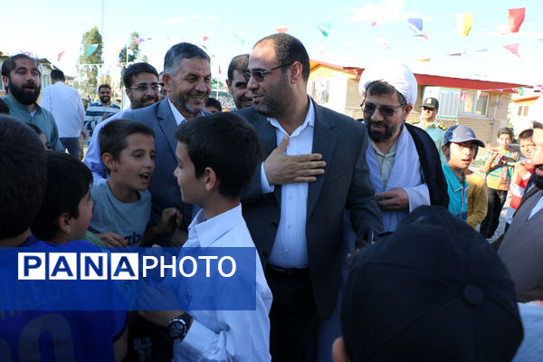 بازدید میدانی وزیر آموزش و پرورش از اردوگاه 15 خرداد قم