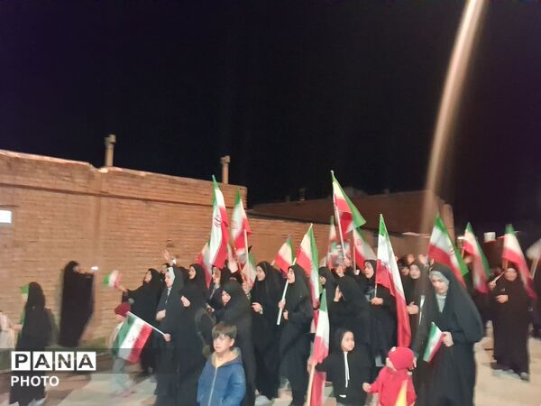 مراسم چهلم رهبر شهید و کودکان میناب