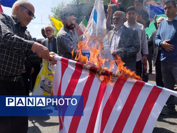 حمایت مردم شهریار از عملیات «وعده صادق»