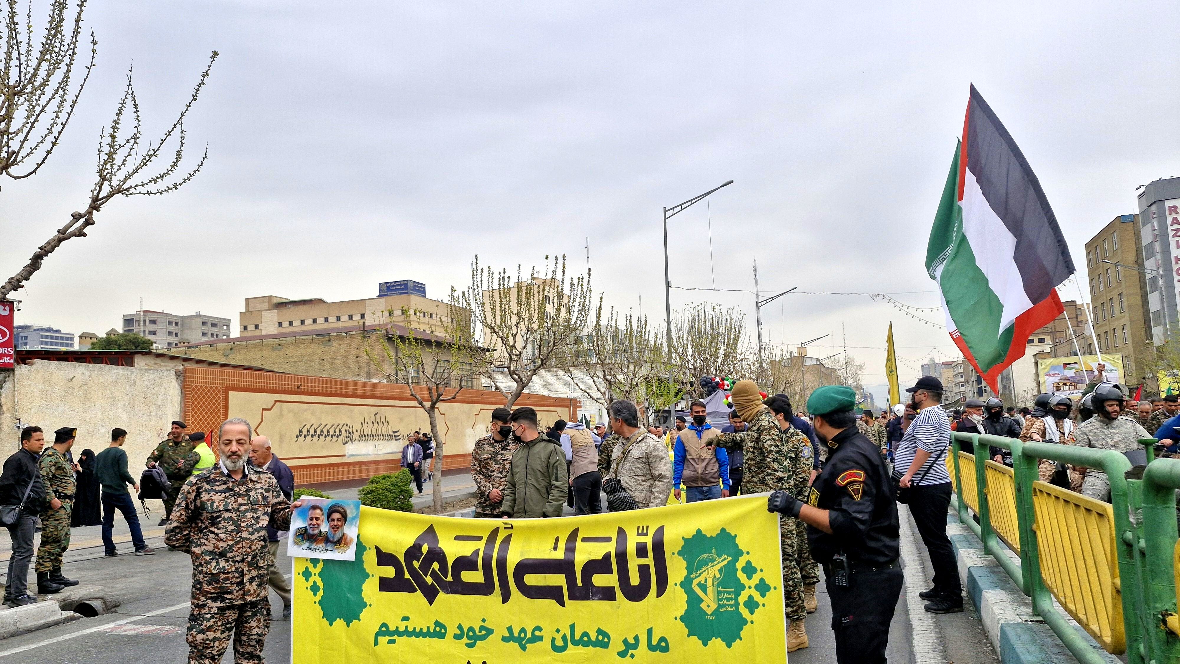 راهپیمایی جهانی قدس در جای جای ایران و جهان برگزار شد