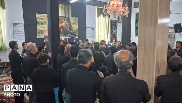 حضور نماینده شهرستان های بیرجند، درمیان و خوسف در مجلس شورای اسلامی در عزاداری  روستای حسن آباد