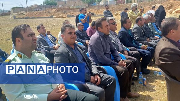 آیین کلنگ‌زنی مدرسه 12 کلاسه در دیشموک 