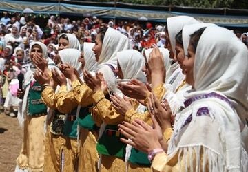 جشنواره بومی - محلی دانش‌آموزی در روستای لرد