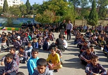 روز دانش‌آموز و همبستگی با کودکان مظلوم غزه و لبنان در شیراز