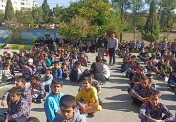 روز دانش‌آموز و همبستگی با کودکان مظلوم غزه و لبنان در شیراز