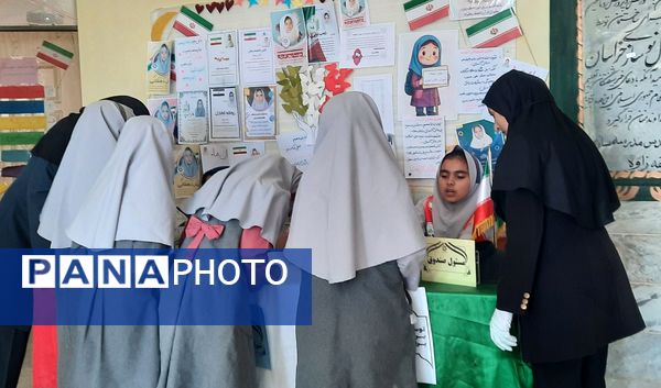 بیست و هشتمین دوره انتخابات شورای دانش آموزی در زاوه