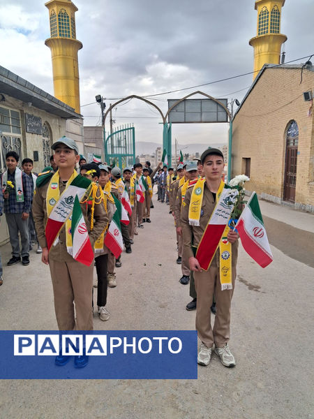 عطر افشانی و گلباران مزار شهدای شهرستان بجنورد  