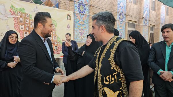 دبستان انقلاب اسلامی میزبان پروژه‌های ورزشی و استمرار طرح شهید سلیمانی