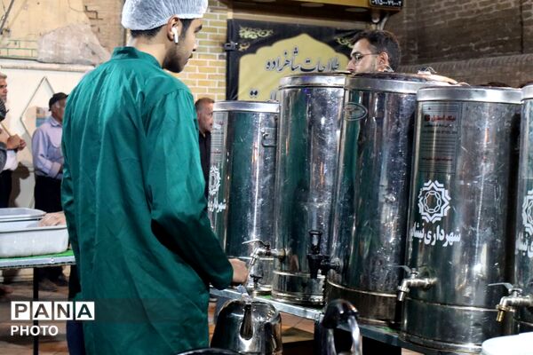 چایخانه فاطمه الزهرا برای هشتاد و هشتمین بار میزبان جانفدایان نیشابور 